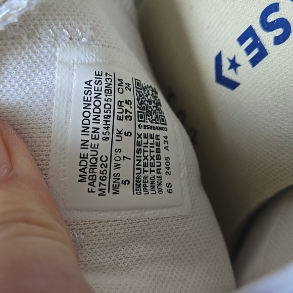 NWOT CONVERSE CTAS White Canvas Low Top Sneakers Sz W7  M5 - Picture 5 of 6